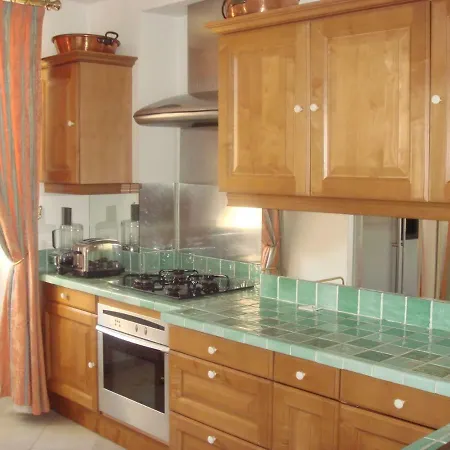 Les Dauphins *